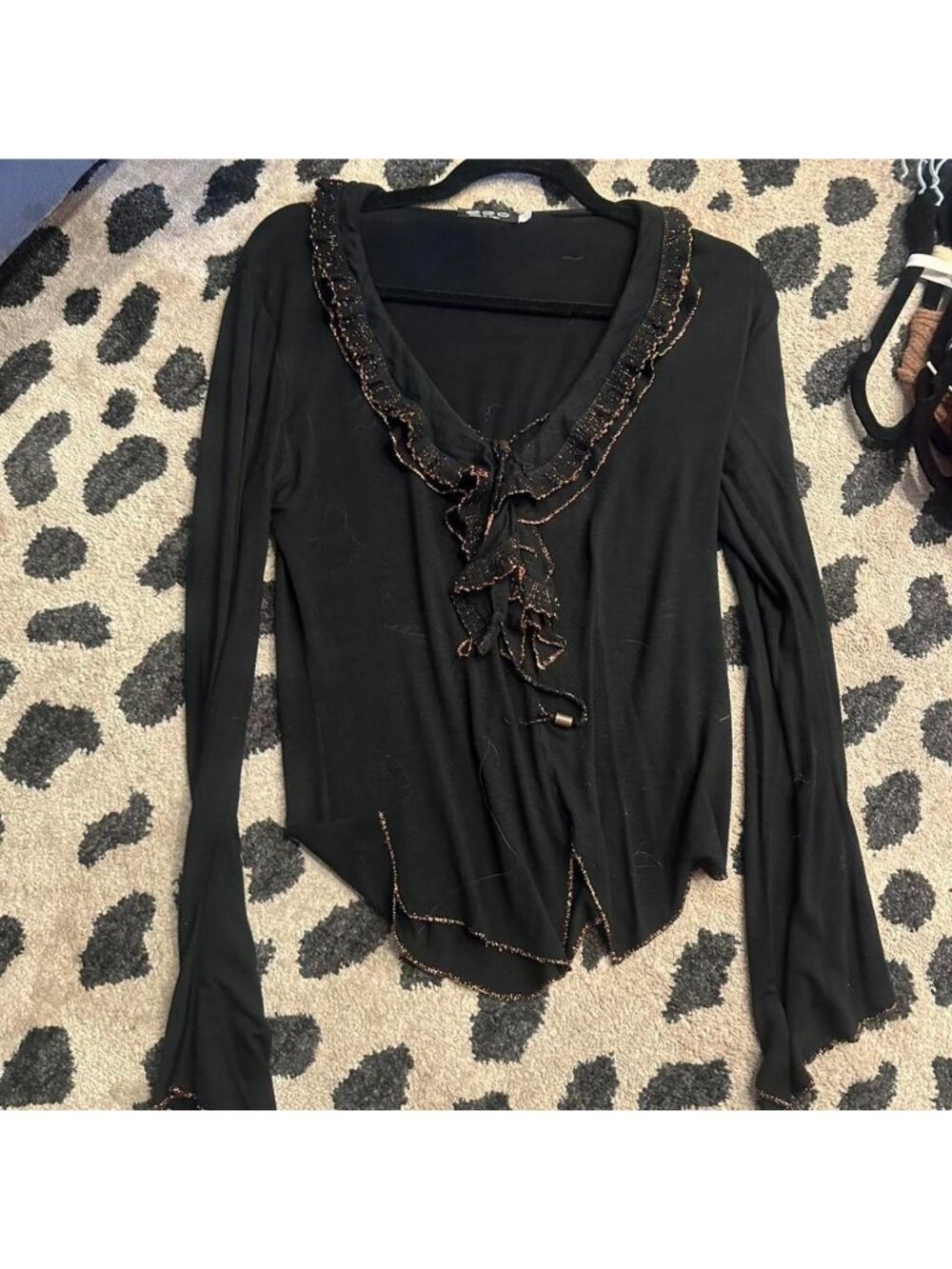 Black Long‎ Bell Sleeve Top
